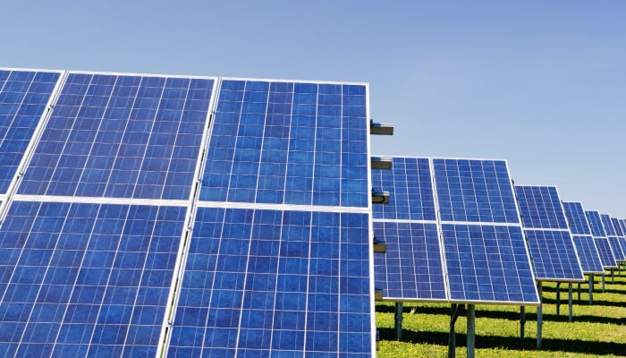 3 datos sobre los sistemas de autogeneración solar: ¿Es la solución que tu empresa necesita?